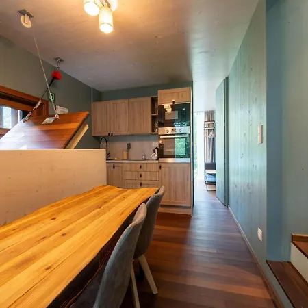 Treehouse Near Tournai With Sauna Retreat Dom wakacyjny