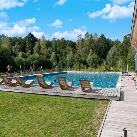 Treehouse Near Tournai With Sauna Retreat Dom wakacyjny *