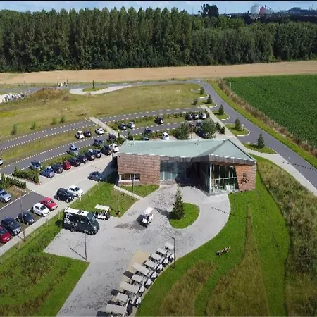 Feriehus Treehouse Near Tournai With Sauna Retreat Antoing