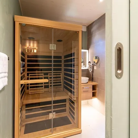 Treehouse Near Tournai With Sauna Retreat * Antoing